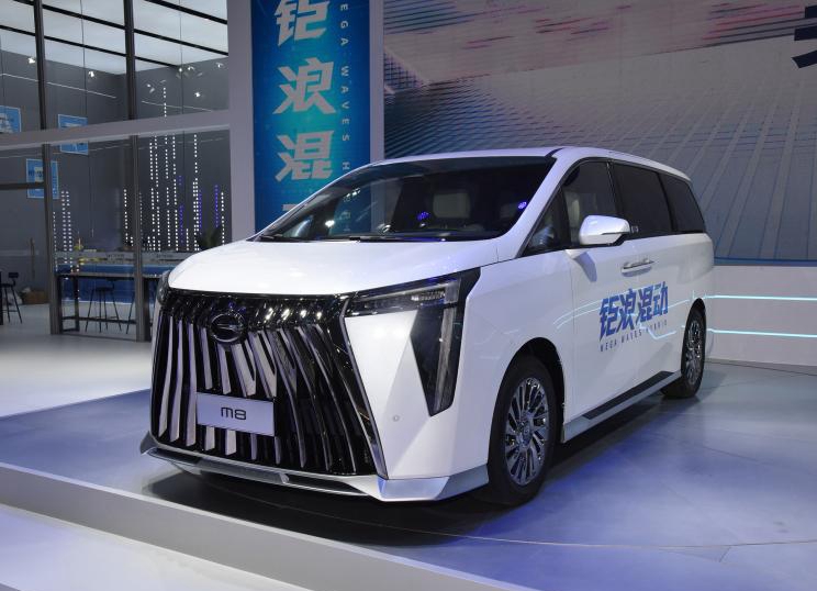 شبكة السيارات الصينية – الإطلاق الأول لسيارة جي أيه سي ترامبتشي M8 الجديدة كليًا بمعرض تشنغدو للسيارات 2022