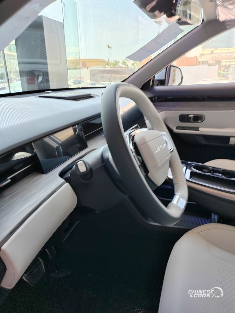 أهم ما تريد معرفته عن جيتور داشينج 2025 وتجهيزات المقصورة الداخلية 4