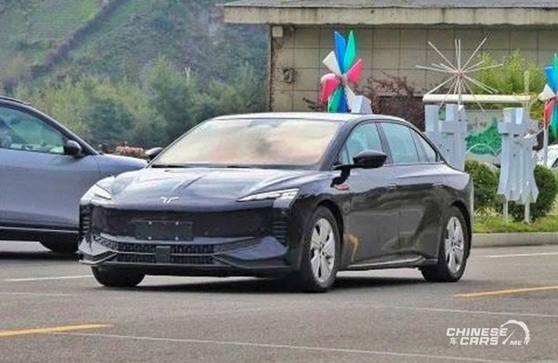 شبكة السيارات الصينية – صور تجسسية لسيارة هونشي E001 الكهربائية الجديدة بالصين