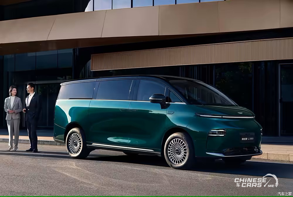 شبكة السيارات الصينية – جيلي جالاكسي Yizhen L380 – الـ MPV الكهربائية بتصميم فاخر وأداء متقدم - ستطلق في مارس 2025!!