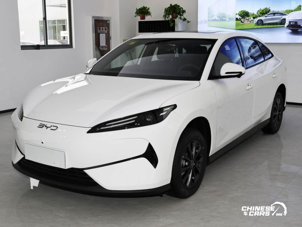 بي واي دي e7 2025 تُطلق رسميًا بثلاث فئات وسعر يبدأ من 51,100 رس فقط في الصين!! 1 بي واي دي e7 2025 تُطلق رسميًا بثلاث فئات وسعر يبدأ من 51,100 رس فقط في الصين!!