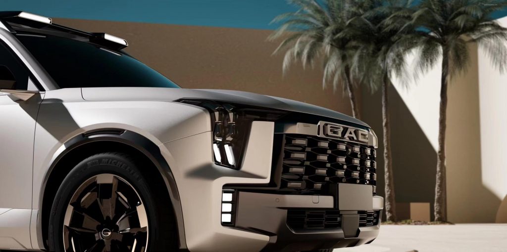 شبكة السيارات الصينية – تعرف على فئات وأسعار سيارة GAC GS8 ترافيلر 2026 الجديدة بالسعودية