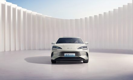 مواصفات الفئة العليا لسيارة BYD Seal 7 “بريميوم” موديل 2025 الجديدة بالسعودية