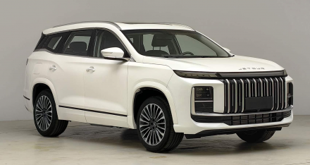 جيتور X90 C-DM 2025 الجديدة كليًا: تحديثات تصميم شاملة وتحوّل إلى بطارية LFP في النسخة الهجينة