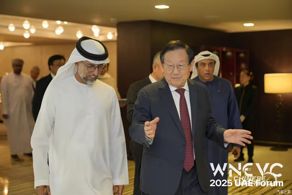 مؤتمر العالم لمركبات الطاقة الجديدة 2025 – النسخة الإماراتية: انطلاقة ناجحة من أبوظبي نحو شراكة صينية-عربية في النقل الأخضر 3 شبكة السيارات الصينية – مؤتمر العالم لمركبات الطاقة الجديدة 2025 – النسخة الإماراتية: انطلاقة ناجحة من أبوظبي نحو شراكة صينية-عربية في النقل الأخضر