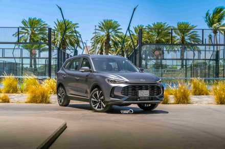 مقارنة شاملة بين جيتور X50 2025 و MG ZS 2025 الجديدتين بالسعودية