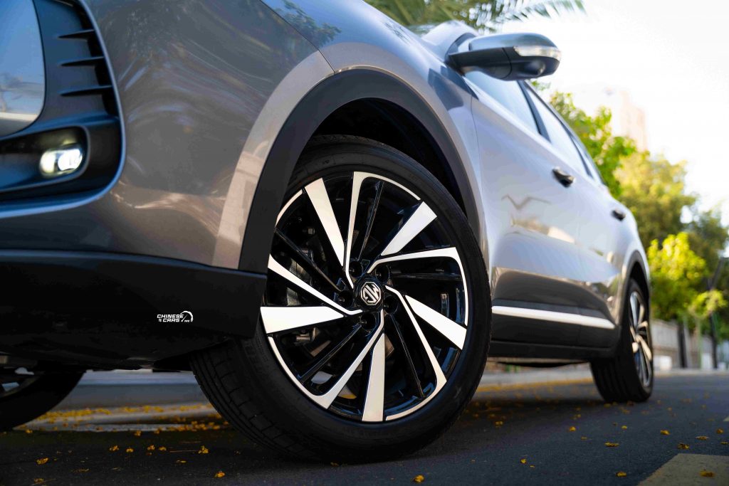 شبكة السيارات الصينية – المواصفات الشاملة لسيارة MG ZS فئة "1.5T كومفورت" 2025 الجديدة كليًا بالسعودية