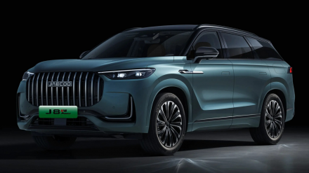جايكو J8 PHEV الهجينة – الفخامة والقوة في ظهورها الرسمي بحفل “جايكو داي” في الرياض