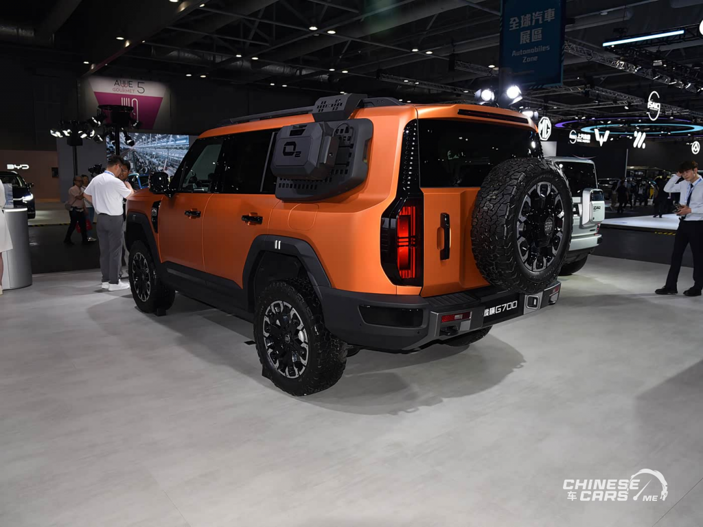 شبكة السيارات الصينية – جيتور G700 يظهر رسميًا في معرض تشنغدو 2025 بنسخ خاصة وتجهيزات هجينة فائقة القوة