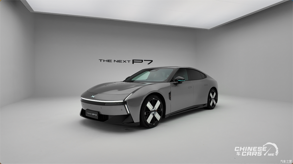 شبكة السيارات الصينية – الكشف الرسمي عن الجيل الجديد من XPENG P7: تصميم رياضي منخفض، شاشة ثلاثية محورية، ونظام دفع فائق الأداء