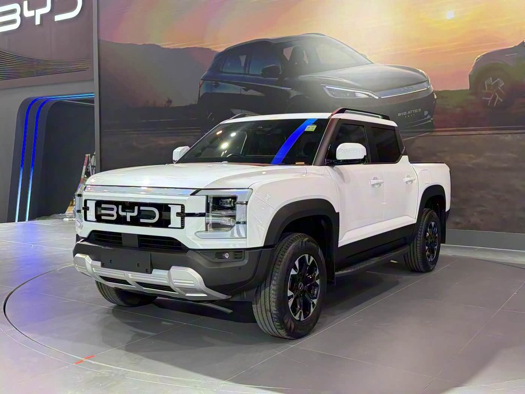 شبكة السيارات الصينية – قراءة تفصيلية لسيارة بي واي دي شارك 6 PHEV موديل 2026 الجديدة كليًا بالسعودية
