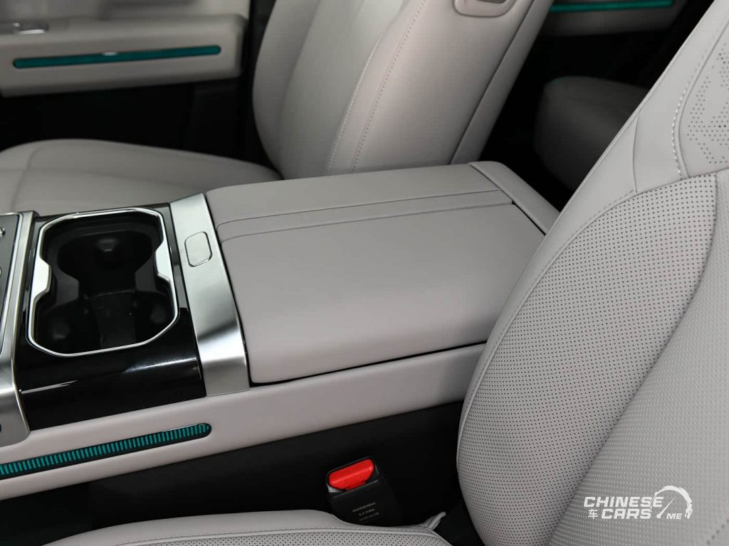 جيتور G700 الجديدة كليًا: ستبدأ البيع المسبع في الصين بعد أيام - SUV هجينة PHEV للطرق الوعرة وقدرات استثنائية!! 38 شبكة السيارات الصينية – جيتور G700 الجديدة كليًا: ستبدأ البيع المسبع في الصين بعد أيام - SUV هجينة PHEV للطرق الوعرة وقدرات استثنائية!!