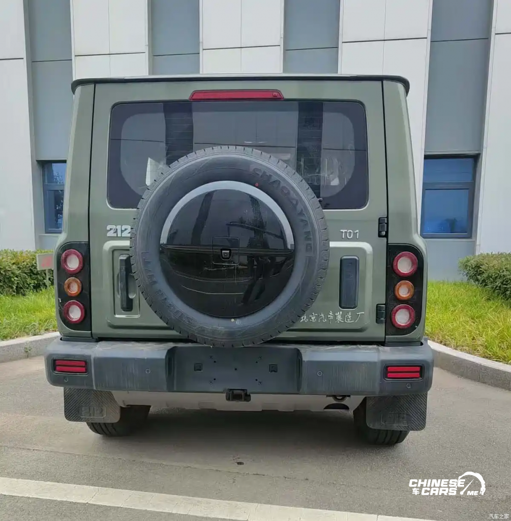 212 T01 ديزل 2025 يظهر في معرض تشنغدو : عودة الأسطورة بروح عصرية 7 شبكة السيارات الصينية – 212 T01 ديزل 2025 يظهر في معرض تشنغدو : عودة الأسطورة بروح عصرية