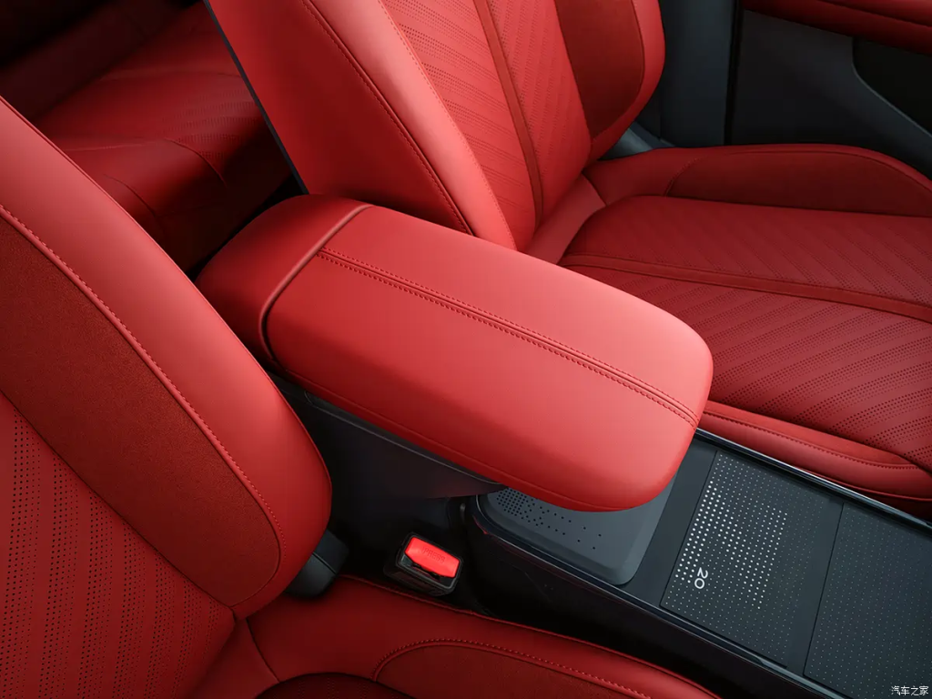 لينك آند كو Z20 ياوهونغ الجديدة تستعد للانطلاق رسميًا في معرض قوانغتشو 2025 5 شبكة السيارات الصينية – لينك آند كو Z20 ياوهونغ الجديدة تستعد للانطلاق رسميًا في معرض قوانغتشو 2025