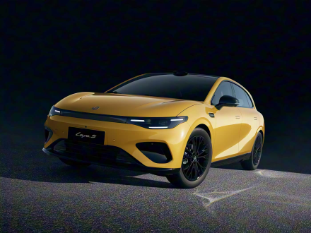 إطلاق ليب موتور Lafa 5 بسعر يبدأ من 48 الف ريال في الصين: الهاتشباك الكهربائية الرياضية التي تخطف الأنظار