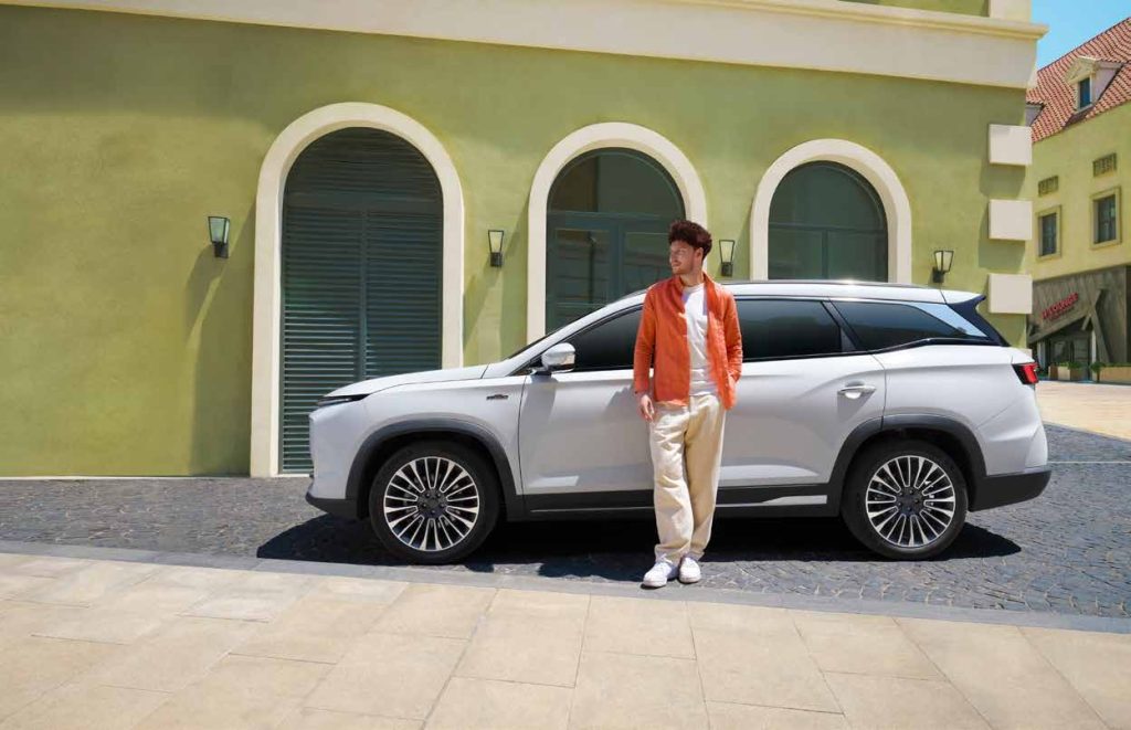 ساويست S09 تظهر رسميًا في السعودية عبر معرض الرياض للسيارات – من خلال وكيلها شركة سير الشرق 2