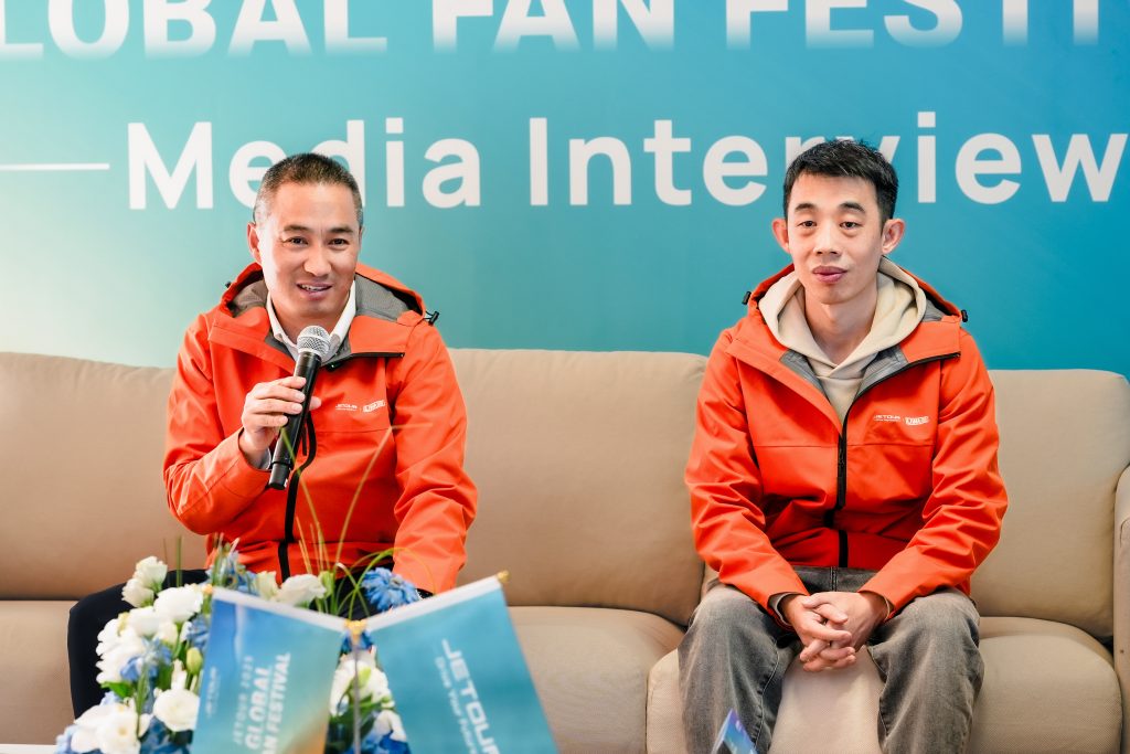 شبكة السيارات الصينية &ndash; جيتور تشعل رمال ليوا الذهبية: مهرجان عالمي للعملاء والمعجبين والميديا - وتجسيد عملي لاستراتيجية Travel+ في أهم فعالية صحراوية لعام 2025