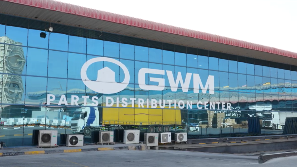 التغطية الشاملة لإطلاق تانك 700 في الشرق الأوسط والتقنيات الكاملة للهيكل والمحرك والأوف رود 20