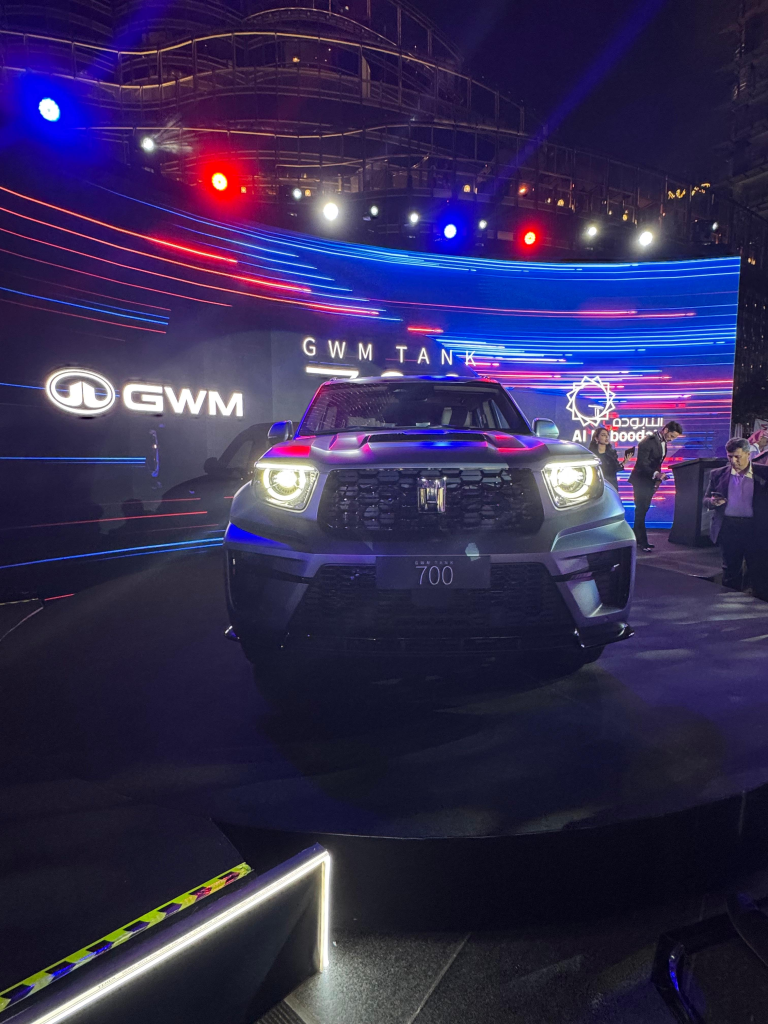 التغطية الشاملة لإطلاق تانك 700 في الشرق الأوسط والتقنيات الكاملة للهيكل والمحرك والأوف رود 9