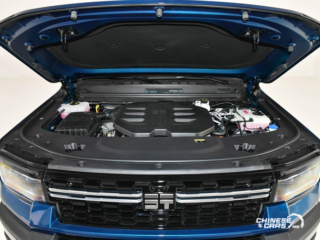 شبكة السيارات الصينية &ndash; أيهما أفضل في السوق الخليجي؟ جيتور G700 أو تانك 700