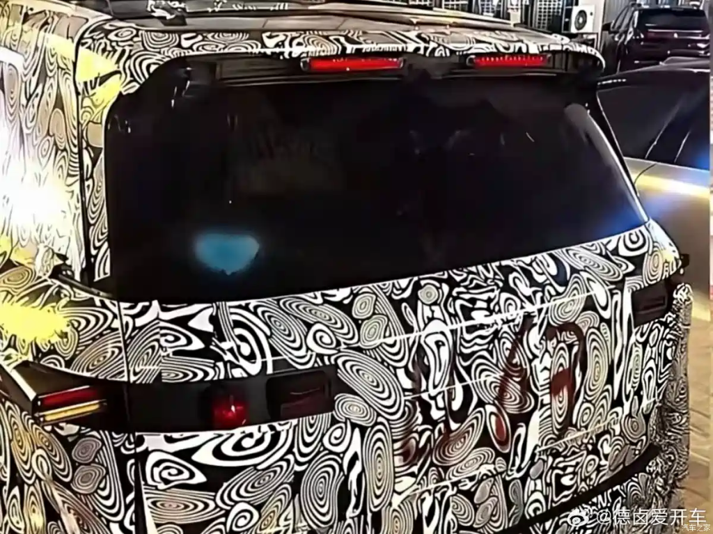 Lynk & Co 800 سيارة جديدة متوسطة الحجم تظهر في صور تجسسية وتستعد للتموضع بين 09 و900 2 شبكة السيارات الصينية – Lynk & Co 800 سيارة جديدة متوسطة الحجم تظهر في صور تجسسية وتستعد للتموضع بين 09 و900