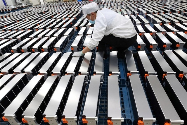 شبكة السيارات الصينية &ndash; سانوودا Sunwoda المورّد لبطاريات BYD تتحالف مع Zhongwei لتطوير خلايا بطاريات صلبة بسعة 60Ah… خطوة استراتيجية نحو الجيل القادم من بطاريات السيارات الكهربائية