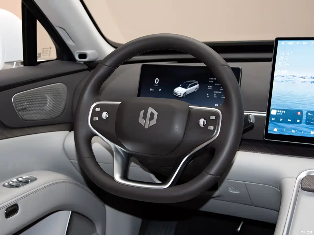 شبكة السيارات الصينية &ndash; Leapmotor D19 تكشف عن الداخلية رسميًا وتفتح الحجز المسبق… والإطلاق والتسليم في أبريل 2026