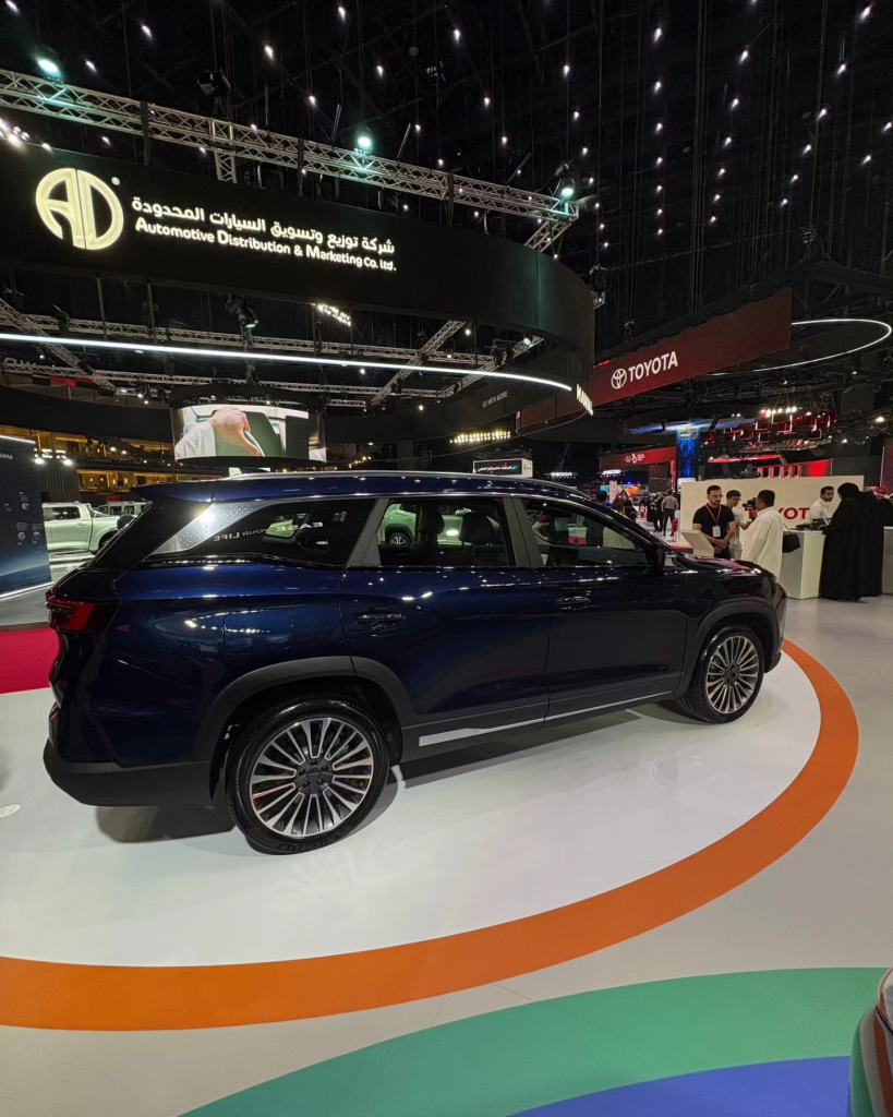 ساويست S09 تظهر رسميًا في السعودية عبر معرض الرياض للسيارات – من خلال وكيلها شركة سير الشرق 9