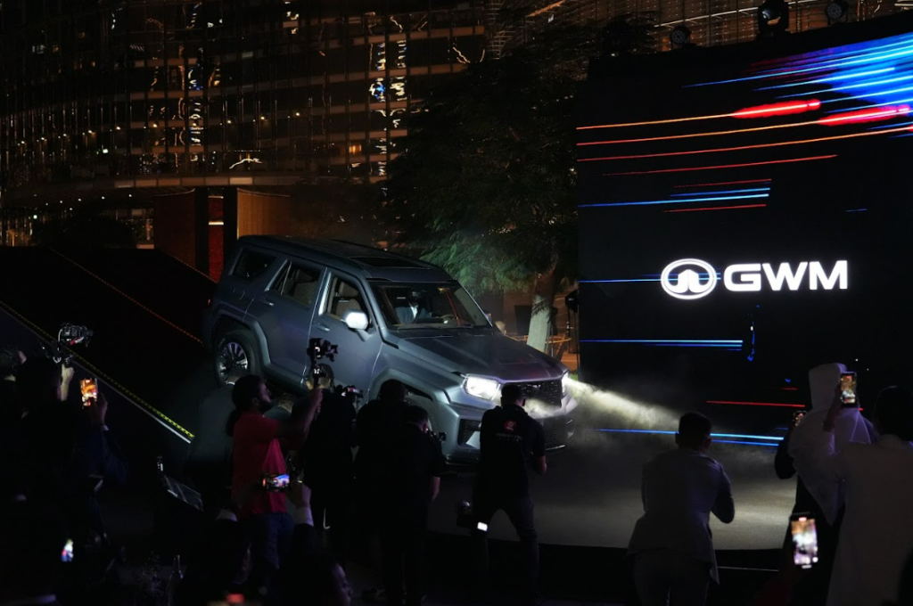 التغطية الشاملة لإطلاق تانك 700 في الشرق الأوسط والتقنيات الكاملة للهيكل والمحرك والأوف رود 5