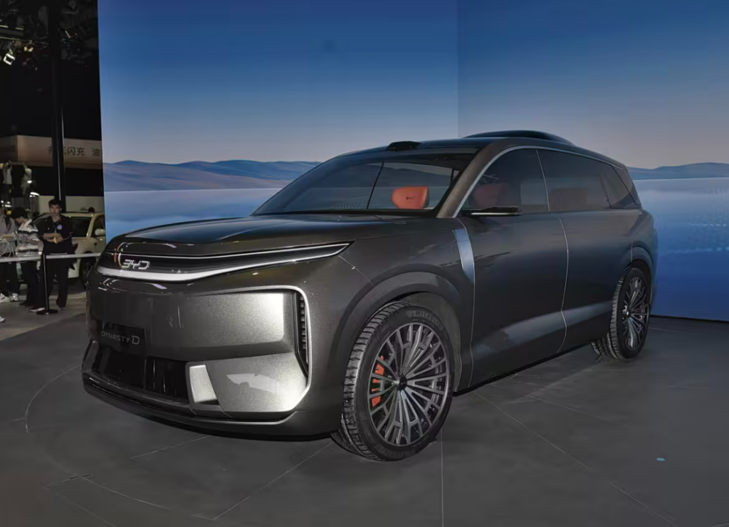 بي واي دي تدخل فئة القمة الفاخرة بسلسلة 9 الجديدة: سيدان وSUV بطول يتجاوز 5 أمتار وتقنيات غير مسبوقة 3 شبكة السيارات الصينية – بي واي دي تدخل فئة القمة الفاخرة بسلسلة 9 الجديدة: سيدان وSUV بطول يتجاوز 5 أمتار وتقنيات غير مسبوقة