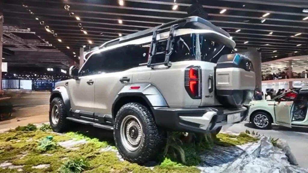 هونشي تدخل عالم الطرق الوعرة لأول مرة: رصد SUV أوف-رود كهربائية بأربعة محركات خلال اختبارات شتوية قاسية 5 شبكة السيارات الصينية – هونشي تدخل عالم الطرق الوعرة لأول مرة: رصد SUV أوف-رود كهربائية بأربعة محركات خلال اختبارات شتوية قاسية