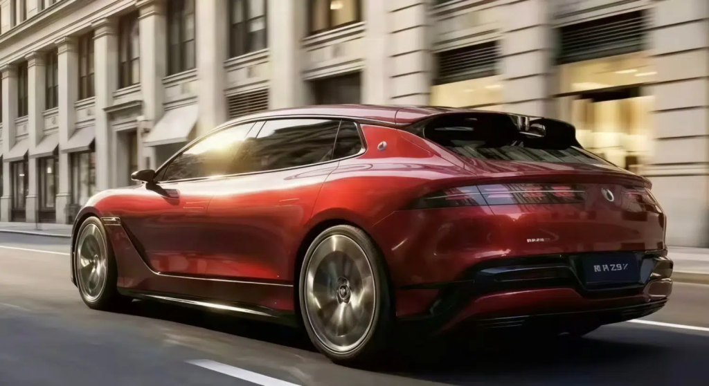 دينزا Z9 وZ9 GT ترفعان سقف السيارات الكهربائية في الصين: مدى يتجاوز 1000 كم وقوة تصل إلى 1140 حصانًا 1 دينزا Z9 وZ9 GT ترفعان سقف السيارات الكهربائية في الصين: مدى يتجاوز 1000 كم وقوة تصل إلى 1140 حصانًا