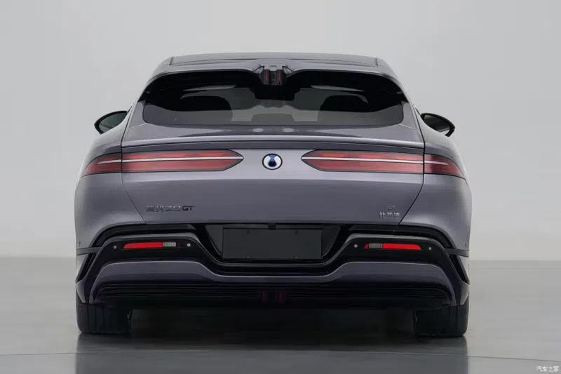 دينزا Z9 وZ9 GT ترفعان سقف السيارات الكهربائية في الصين: مدى يتجاوز 1000 كم وقوة تصل إلى 1140 حصانًا 5 شبكة السيارات الصينية – دينزا Z9 وZ9 GT ترفعان سقف السيارات الكهربائية في الصين: مدى يتجاوز 1000 كم وقوة تصل إلى 1140 حصانًا