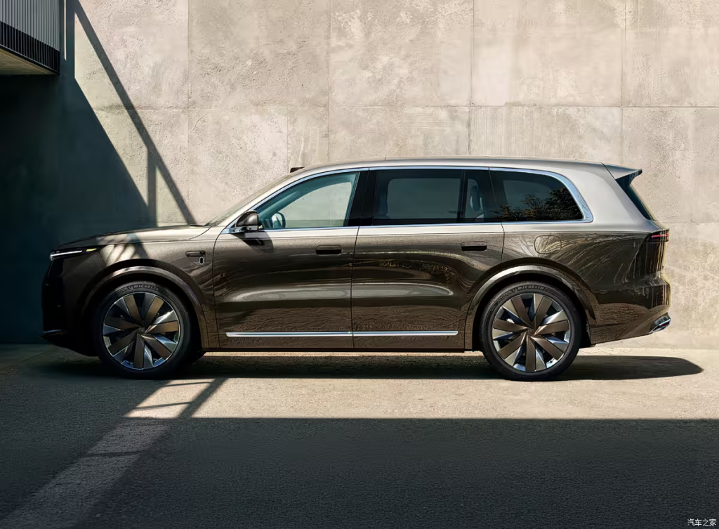 شبكة السيارات الصينية &ndash; لي أوتو L9 Livis الجديدة 2026: ثورة تقنية بنظام قيادة ذاتية L3 وقدرة حوسبة غير مسبوقة