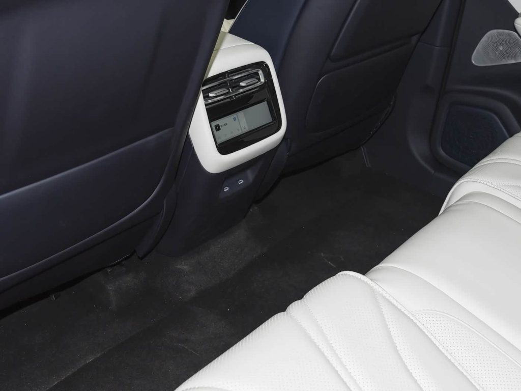 شبكة السيارات الصينية &ndash; شيري فولوين T9L 2026 الجديدة: SUV متوسطة بخمسة مقاعد بمدى يصل إلى 2000 كم وتقنيات ذكية والسعر؟