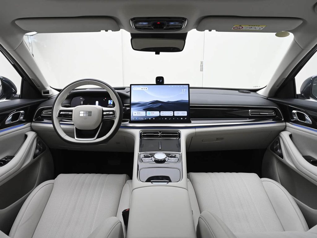 شبكة السيارات الصينية &ndash; جيلي جالاكسي ستار 7 2026: سيدان هجينة متطورة بتقنيات قيادة ذكية H3 وتسارع 5.4 ثانية واستهلاك اقتصادي مذهل