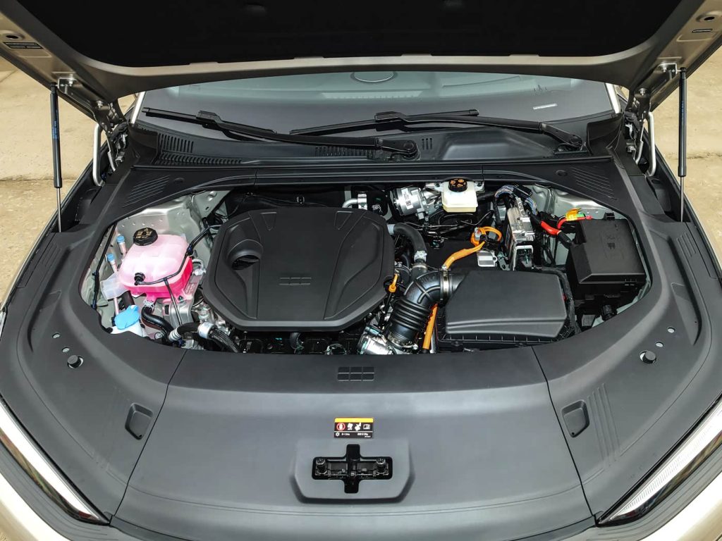 جيلي جالاكسي ستار 8 إصدار الرحلات الطويلة 2026: قفزة كبيرة في المدى 1725 كم والذكاء بفئة السيدان الهجينة 29 شبكة السيارات الصينية – جيلي جالاكسي ستار 8 إصدار الرحلات الطويلة 2026: قفزة كبيرة في المدى 1725 كم والذكاء بفئة السيدان الهجينة