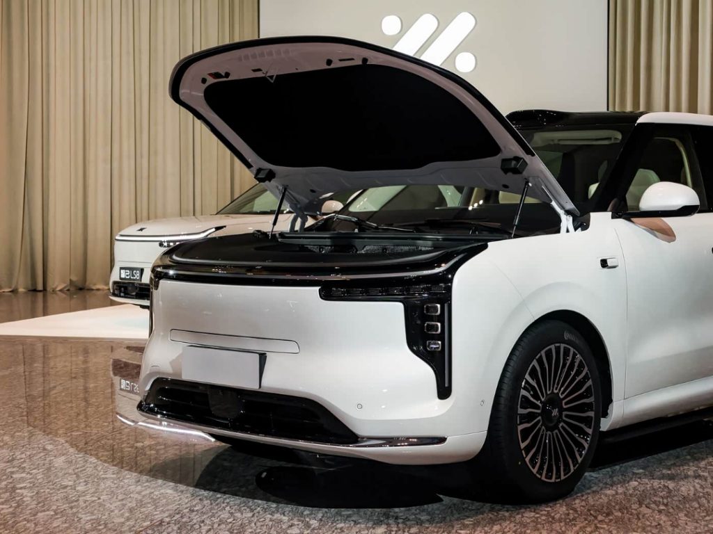 شبكة السيارات الصينية &ndash; قبل الإطلاق الرسمي… IM LS8 تكشف عن نفسها: SUV هجينة بمدى ممتد يصل إلى 430 كم كهربائي وتقنيات قيادة ذكية من الجيل الرابع