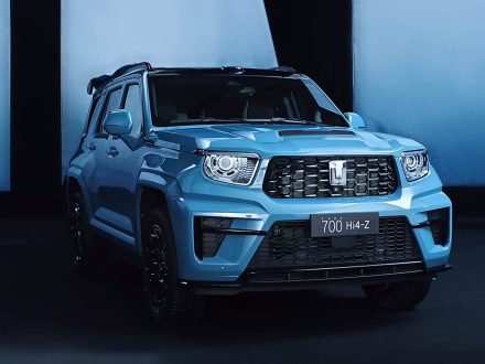 تانك 700 موديل 2026: إطلاق رسمي بنظامي Hi4-Z وHi4-T مع 863 حصان “ثلاجة + شاشات + مقاعد فاخرة” وتقنيات تقود فئة الأوفرود لمستوى جديد