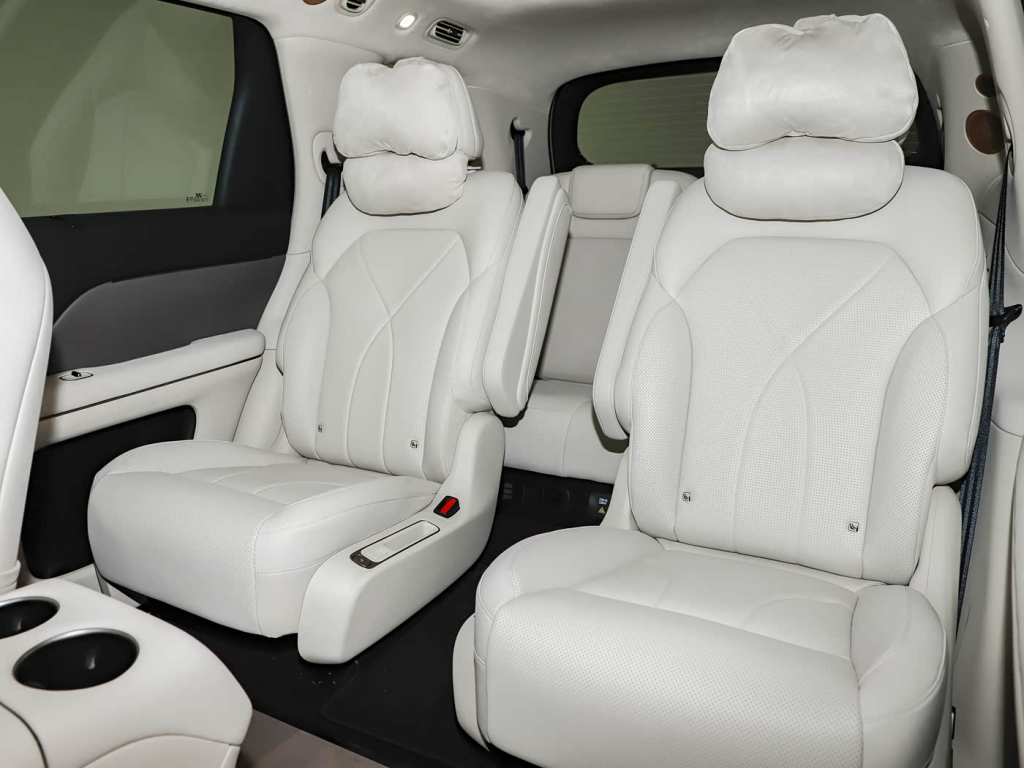 شبكة السيارات الصينية &ndash; قبل الإطلاق الرسمي… IM LS8 تكشف عن نفسها: SUV هجينة بمدى ممتد يصل إلى 430 كم كهربائي وتقنيات قيادة ذكية من الجيل الرابع