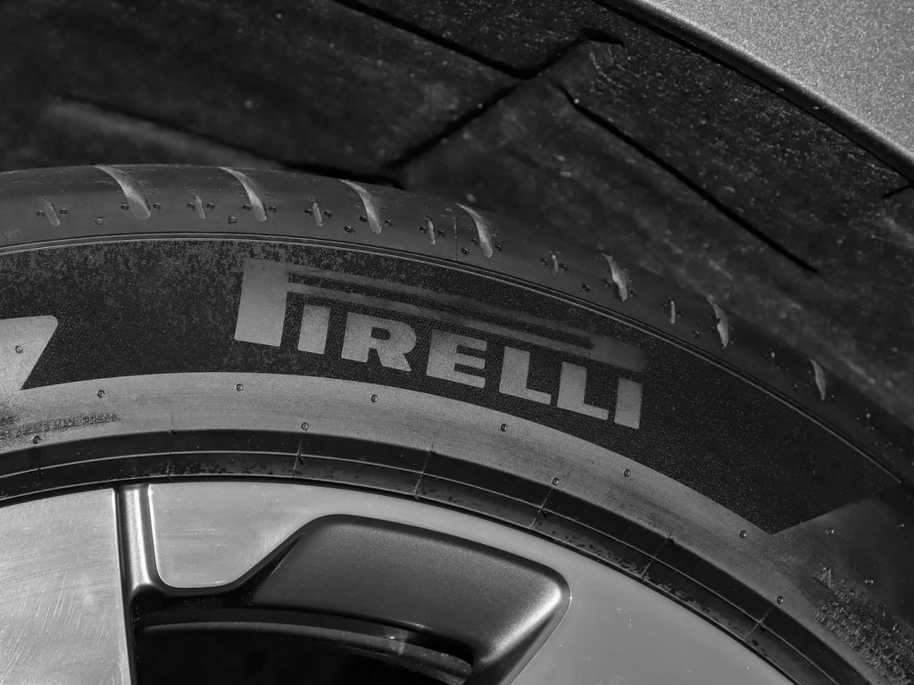 نيو ES9 : أكبر وأقوى SUV كهربائية فاخرة من NIO تعيد تعريف القمة… 697 حصان، بنية 900V، وذكاء يقود المنافسة ضد الألمان 18 شبكة السيارات الصينية – نيو ES9 : أكبر وأقوى SUV كهربائية فاخرة من NIO تعيد تعريف القمة… 697 حصان، بنية 900V، وذكاء يقود المنافسة ضد الألمان