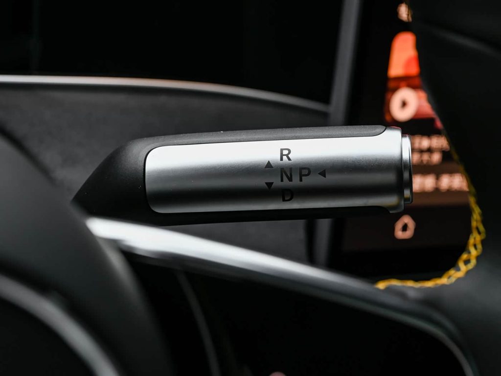 شبكة السيارات الصينية &ndash; Shangjie Z7 وZ7T تقترب من الإطلاق الرسمي: مدى يصل إلى 905 كم، تقنيات هواوي المتقدمة، وأداء رياضي صادم… هل نحن أمام أقوى سيدان كهربائية في فئتها؟