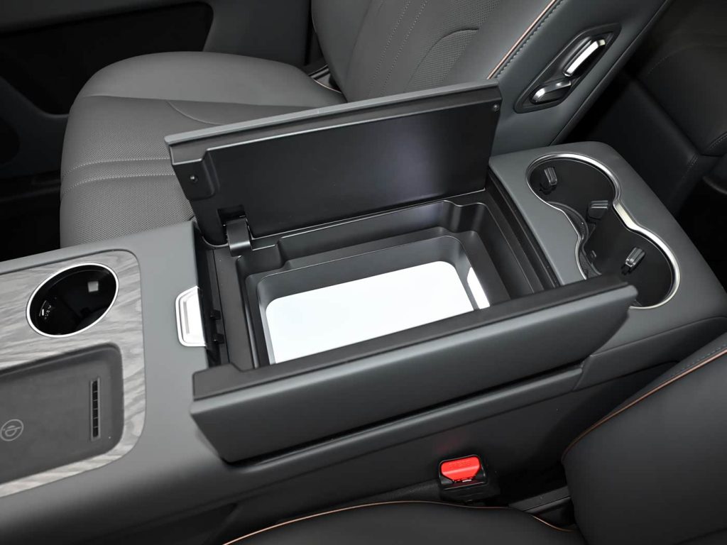 شبكة السيارات الصينية &ndash; WEY V9X 2026 الفاخرة تبدأ أسعارها الرسمية في الصين: SUV هجينة بمنصة GWM One ومدى كهربائي 470 كم وشاسيه رقمي يعيد تعريف الفئة