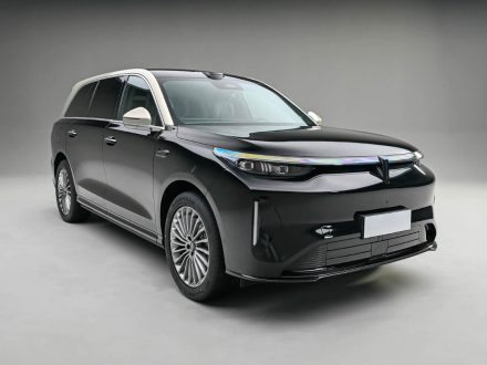 WEY V9X 2026 الفاخرة تبدأ أسعارها الرسمية في الصين: SUV هجينة بمنصة GWM One ومدى كهربائي 470 كم وشاسيه رقمي يعيد تعريف الفئة