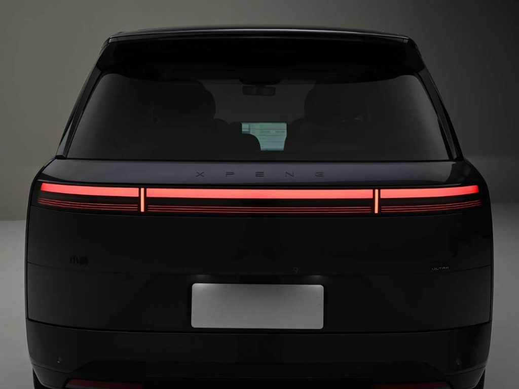 شبكة السيارات الصينية &ndash; Xpeng GX 2026 تبدأ الحجز المسبق وتستهدف فئة 50 ألف دولار: SUV بمدى يصل إلى 1585 كم، منصة 800V، وذكاء صناعي شامل تعيد تعريف فئة العائلات الفاخرة