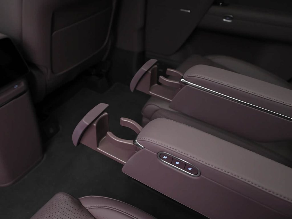 شبكة السيارات الصينية &ndash; Xpeng GX 2026 تبدأ الحجز المسبق وتستهدف فئة 50 ألف دولار: SUV بمدى يصل إلى 1585 كم، منصة 800V، وذكاء صناعي شامل تعيد تعريف فئة العائلات الفاخرة