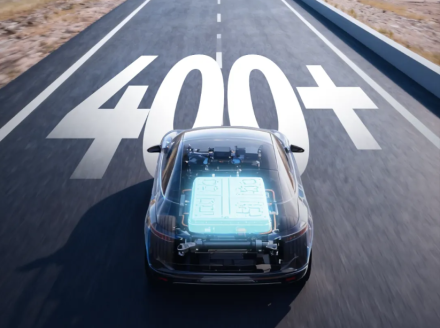 بطارية 80 كيلوواط ساعة تغيّر قواعد اللعبة: Svolt تطلق “Fortress 2.0” لتقود ثورة مدى السيارات الهجينة القابلة للشحن وتتجاوز 400 كم كهربائيًا