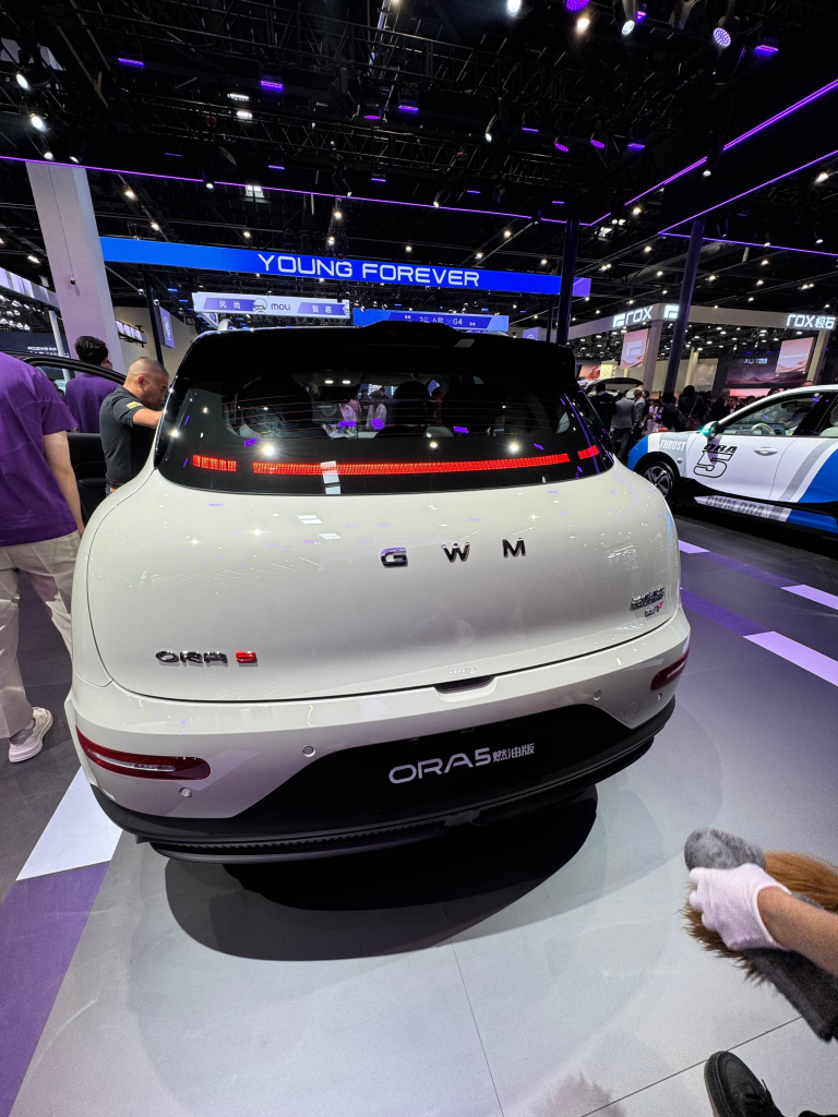 شبكة السيارات الصينية &ndash; أورا ORA 5 موديل 2026: سيارة بثلاثة أنظمة دفع (بنزين وهجين وكهرباء) مع LiDAR و226 حصان… قادمة إلى السعودية والخليج قريبًا