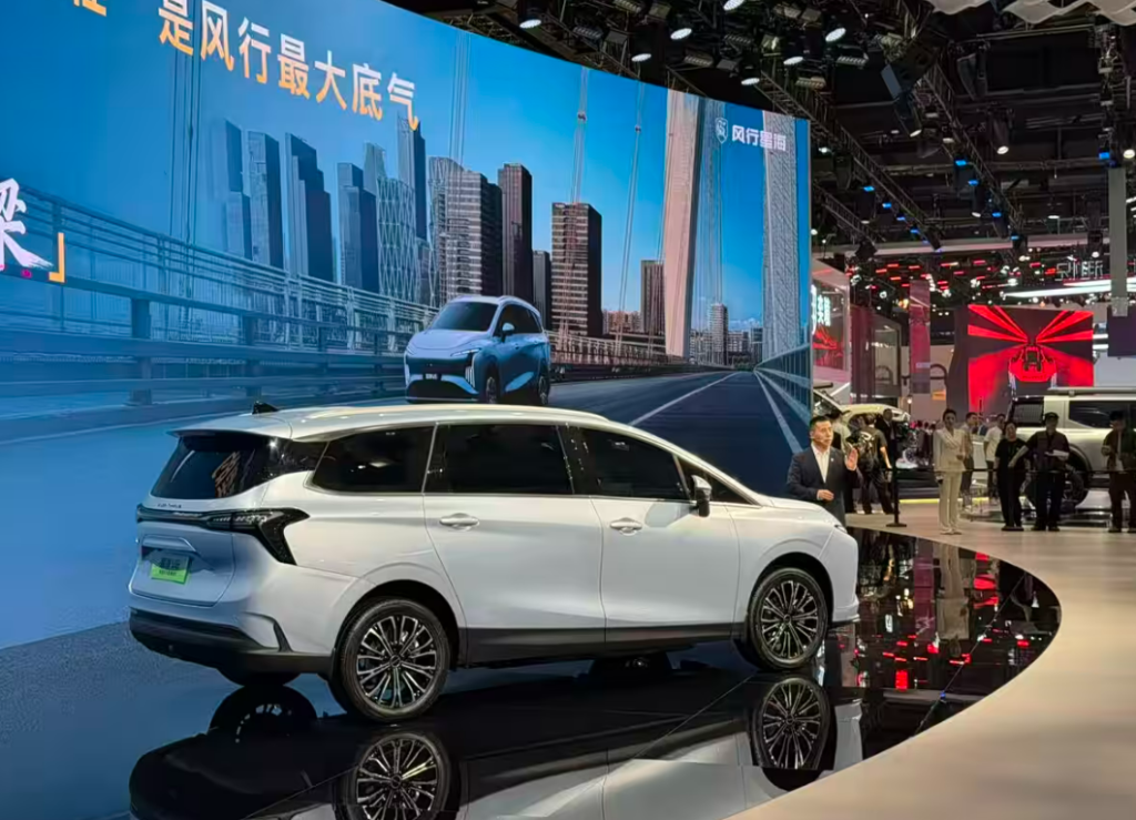 شبكة السيارات الصينية &ndash; دونغ فينغ تعلن خطة “النهضة الشرقية 2030” وتكشف أقوى سياراتها في معرض بكين 2026: فويا تايشان X8 بمدى 1700 كم وM-Hero 817 Ultimate تقود ثورة الأوفرود الذكي