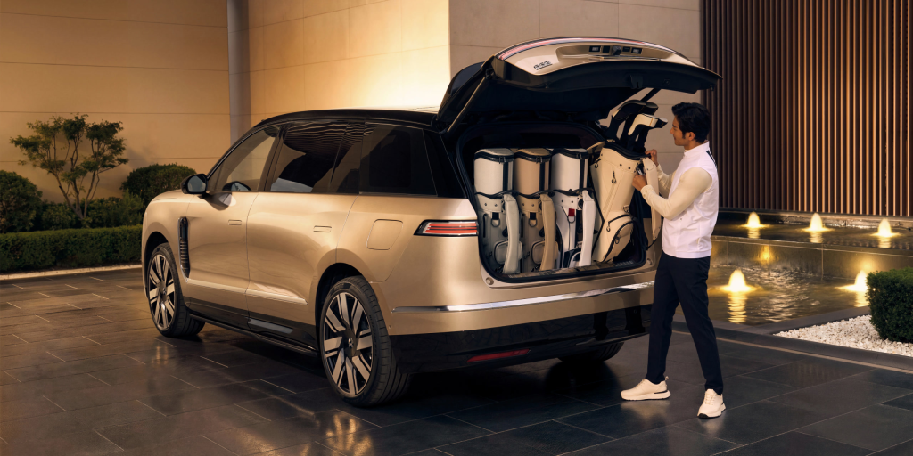 نيو ES9 : أكبر وأقوى SUV كهربائية فاخرة من NIO تعيد تعريف القمة… 697 حصان، بنية 900V، وذكاء يقود المنافسة ضد الألمان 74 شبكة السيارات الصينية – نيو ES9 : أكبر وأقوى SUV كهربائية فاخرة من NIO تعيد تعريف القمة… 697 حصان، بنية 900V، وذكاء يقود المنافسة ضد الألمان